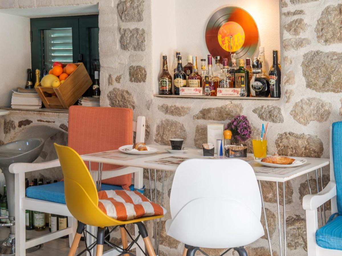 Apartments Windrose Kotor Eksteriør bilde