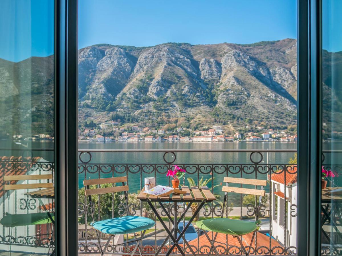 Apartments Windrose Kotor Eksteriør bilde