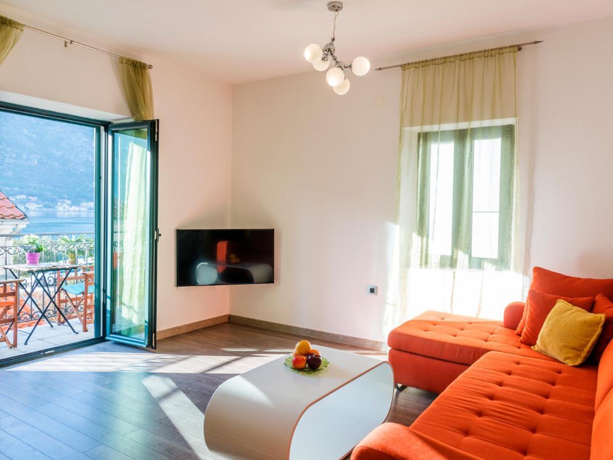 Apartments Windrose Kotor Eksteriør bilde